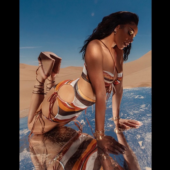 ✨PrettyLittleThing x Doja Cat Brown Mesh Set - Picture 3 of 5